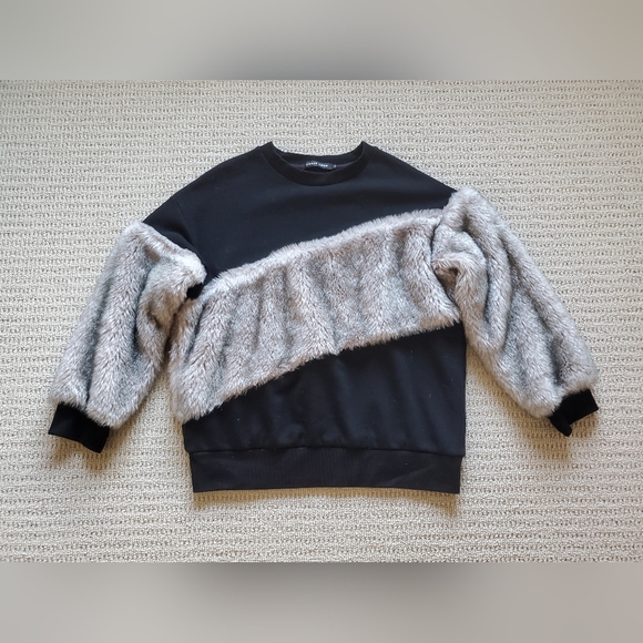 Like New✨ Grace Chow Faux Fur Hoodie - Picture 1 of 5